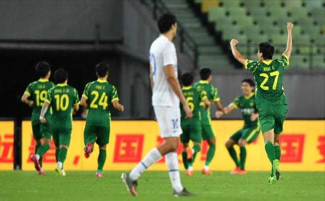 开云体育-残阵死磕闯入争冠组 国安手握“外援彩票”争第一？