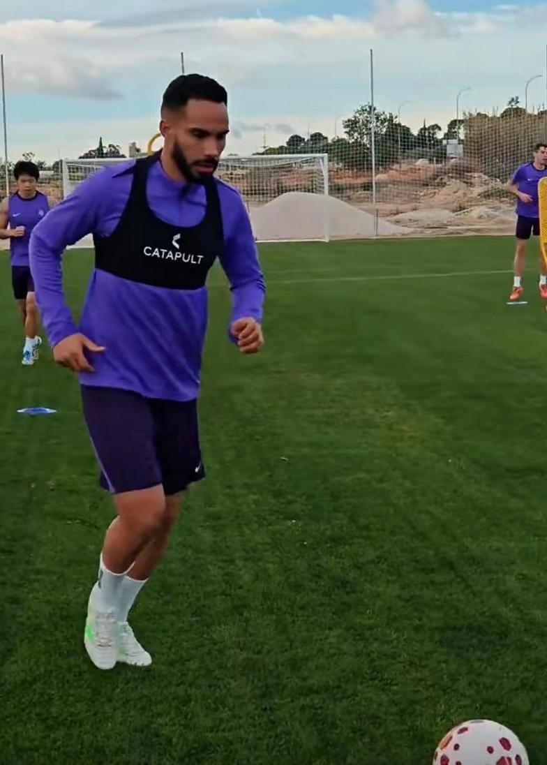 开云体育-津门虎队在热身赛中以0-5惨败于埃尔切