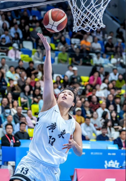 开云体育-WCBA杯赛曝出大冷门，头号热门输球垫底，四川女篮登顶积分榜