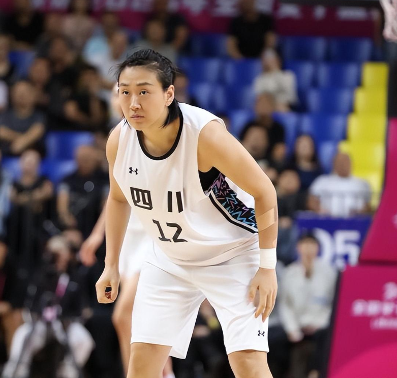 开云体育-WCBA杯赛曝出大冷门，头号热门输球垫底，四川女篮登顶积分榜